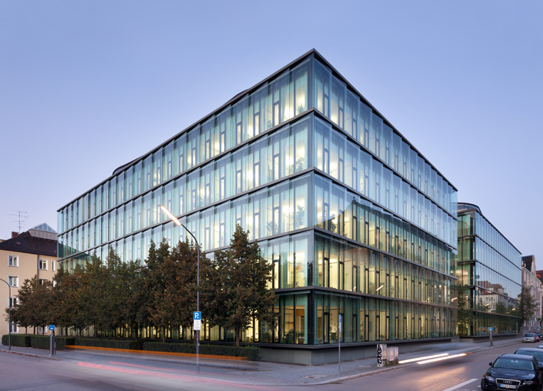 <b>client: </b>munich re  I  <b>project:</b> architectural photography head office